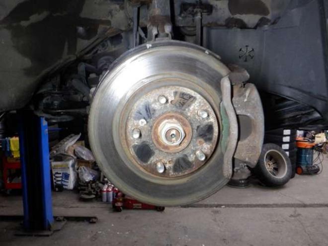 ステップワゴン2.0 スパーダ Z 4WD　ナビ・TV・Bカメラ・B/T・両側電動・スマートキー・ETC・HID・フルフラットシート・VSA・ミラーヒーター・ワイパーデアイサー・リアヒーター・オートライト 2000