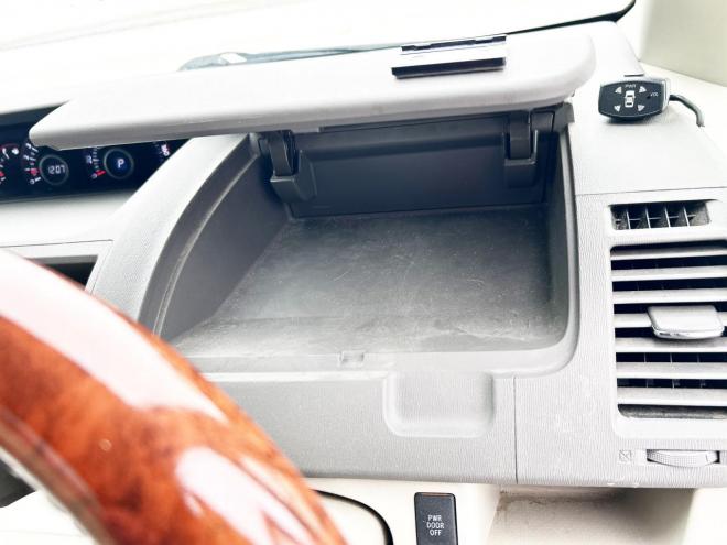 ノア2.0S Gエディション 4WD　ローンが不安な方＜優遇ローン＞両側パワースライドドア　純正ナビ　ワンセグ　バックカメラ 4WD