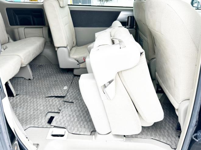 ノア2.0S Gエディション 4WD　ローンが不安な方＜優遇ローン＞両側パワースライドドア　純正ナビ　ワンセグ　バックカメラ 4WD