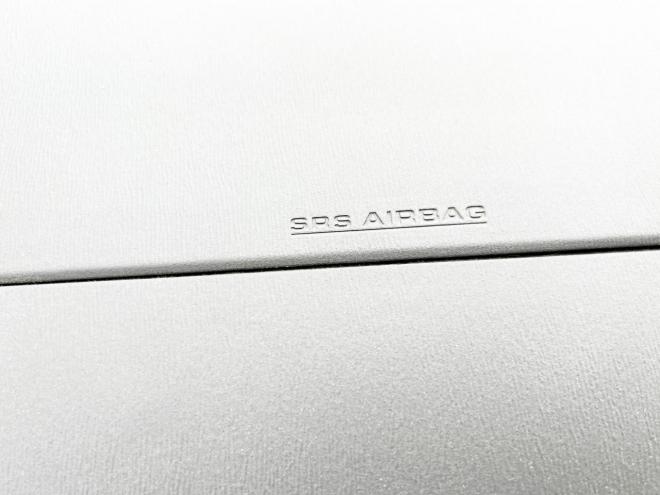 ノア2.0S Gエディション 4WD　ローンが不安な方＜優遇ローン＞両側パワースライドドア　純正ナビ　ワンセグ　バックカメラ 4WD