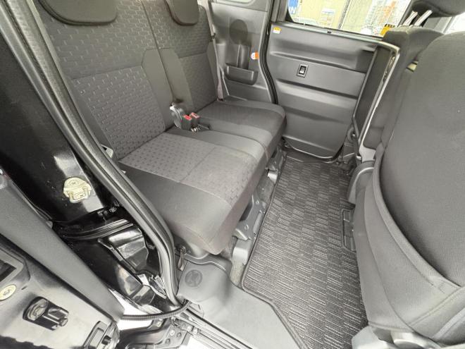 ウェイクWAKE 4WD G-SA TURBO寒冷地仕様　両側パワースライドドア　ブレーキアシスト　VSC　LEDヘッド　エンスタ　ブルートゥースフルセグナビ　シートヒーター　ETC　バイザー　フォグ　スタットレス　　エンジンオイル交換　オイルエレメント交換 4WD 660 5Dr