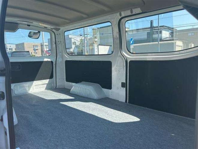 キャラバンNV350 2.5 DX ロングボディ ディーゼルターボ 4WD　 2500