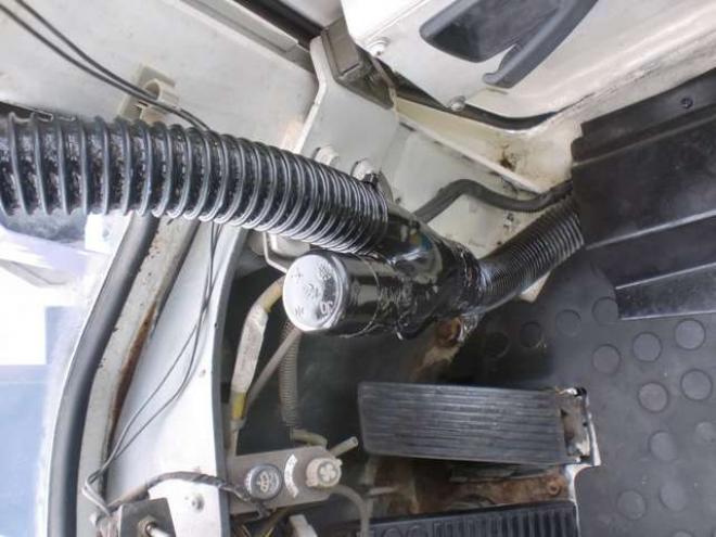 ホイールローダコマツ　WA30-5　コンマ3バケツ　冬仕様　ヒーター　塗装済み 2WD 1500