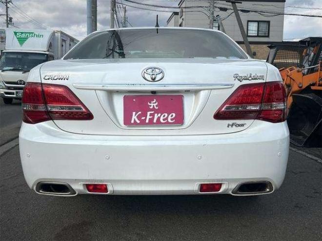 クラウンロイヤル 2.5 ロイヤルサルーン i-Four 4WD　ドライブレコーダー　クリアランスソナー　オートクルーズコントロール　バックカメラ　ナビ　TV　アルミホイール　オートライト　HID　スマートキー　盗難防止システム DVD再生 2500