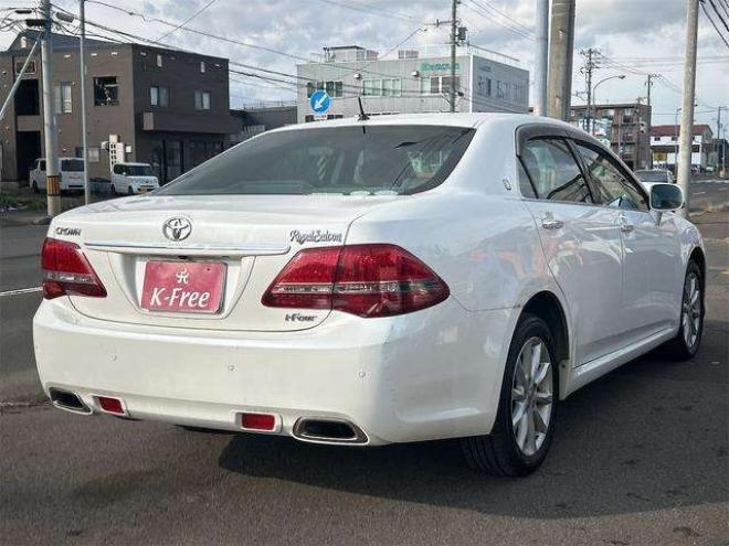 クラウンロイヤル 2.5 ロイヤルサルーン i-Four 4WD　ドライブレコーダー　クリアランスソナー　オートクルーズコントロール　バックカメラ　ナビ　TV　アルミホイール　オートライト　HID　スマートキー　盗難防止システム DVD再生 2500