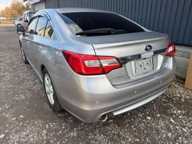 レガシィB4 2.5 リミテッド 4WD　ナビ　TV　Bカメラ　Bluetooth 2500