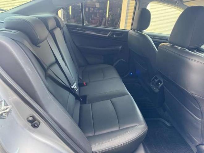 レガシィB4 2.5 リミテッド 4WD　ナビ　TV　Bカメラ　Bluetooth 2500