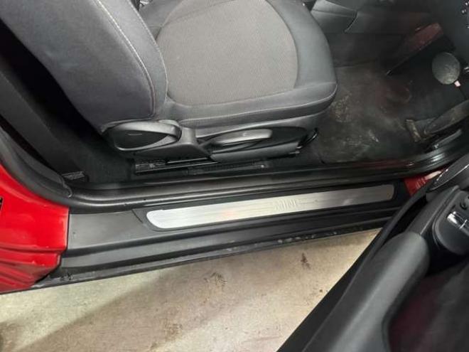 ミニクーパー 3ドア　純正ナビ　Bluetooth　Bカメラ 正規輸入車 2WD 1500