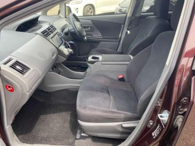 プリウスα1.8 G チューン ブラック　 2WD 1800