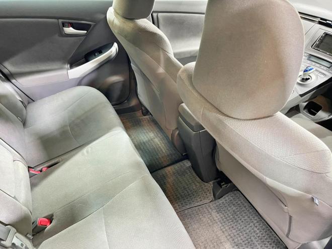 プリウス1.8S 5年保証 スマキー ナビ Bカメ 前後ドラレコ ETC 寒冷地仕様 禁煙 車検整備2年付