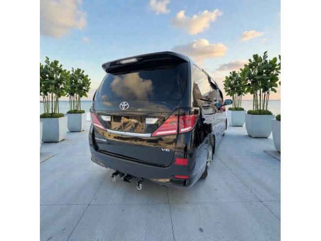 ヴェルファイアロイヤルラウンジ希少最上級グレード車 本州車寒冷地仕様済 ナビTVバックカメラ ツインムーンルーフ 本革シート 4人乗 フリップダウンモニター 32インチリアモニター リアマッサージ機シート ワンオーナー 美車 車検新規2年付 即乗りOK！ 4WD 3500 5Dr