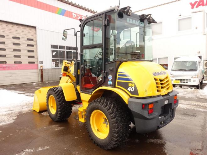 ホイールローダコマツ WA40-8　バケット容量0.5m3　