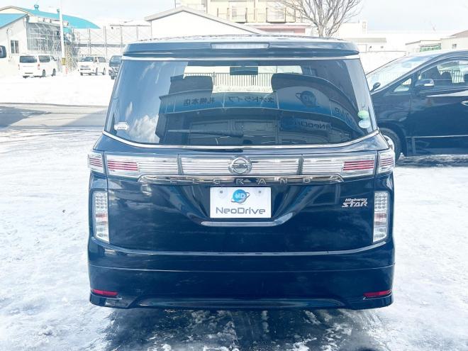 エルグランド2.5 250ハイウェイスター 4WD　 ローンが不安な方＜優遇ローン＞本州仕入　寒冷地仕様　パワースライドドア　純正ナビ 4WD