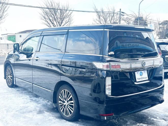 エルグランド2.5 250ハイウェイスター 4WD　 ローンが不安な方＜優遇ローン＞本州仕入　寒冷地仕様　パワースライドドア　純正ナビ 4WD