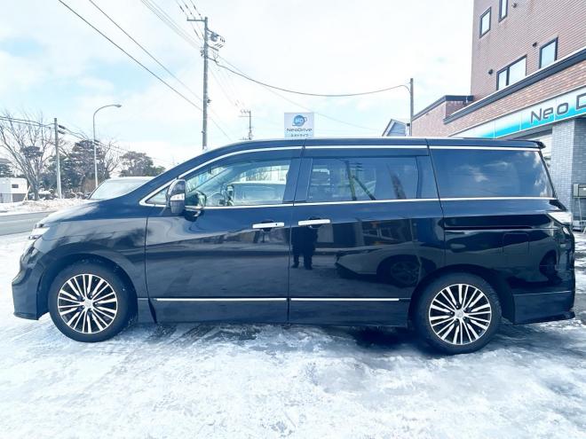 エルグランド2.5 250ハイウェイスター 4WD　 ローンが不安な方＜優遇ローン＞本州仕入　寒冷地仕様　パワースライドドア　純正ナビ 4WD