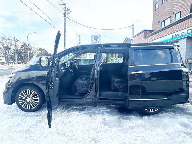 エルグランド2.5 250ハイウェイスター 4WD　 ローンが不安な方＜優遇ローン＞本州仕入　寒冷地仕様　パワースライドドア　純正ナビ 4WD