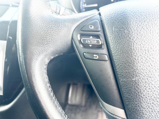 エルグランド2.5 250ハイウェイスター 4WD　 ローンが不安な方＜優遇ローン＞本州仕入　寒冷地仕様　パワースライドドア　純正ナビ 4WD