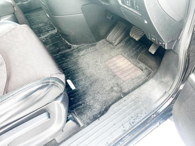 エルグランド2.5 250ハイウェイスター 4WD　 ローンが不安な方＜優遇ローン＞本州仕入　寒冷地仕様　パワースライドドア　純正ナビ 4WD