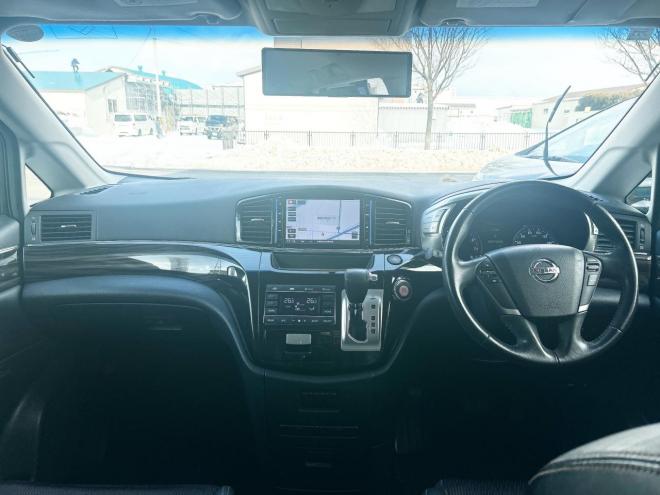 エルグランド2.5 250ハイウェイスター 4WD　 ローンが不安な方＜優遇ローン＞本州仕入　寒冷地仕様　パワースライドドア　純正ナビ 4WD