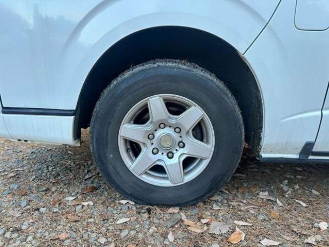 ハイエースバン3.0 DX ロング ハイルーフ GLパッケージ ディーゼルターボ 4WD　純正ナビTV　バックカメラ　寒冷地仕様　キーレス　ETC　ワンオーナー　パワーウィンドウ　パワステ　両側スライドドア 3000