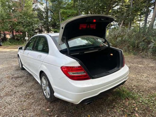 ベンツCクラス C180 アバンギャルド　クルーズコントロール　ABS　ナビTV　バックカメラ　ETC　革シート　キーレス　パワステ　パワーウィンドウ　電動シート　横滑り防止装置　盗難防止装置 正規輸入車 2WD 1800