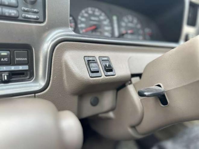 キャラバン3.0 リムジン　ワンオーナー/社外AW/クルコン/サンルーフ 2WD 3000