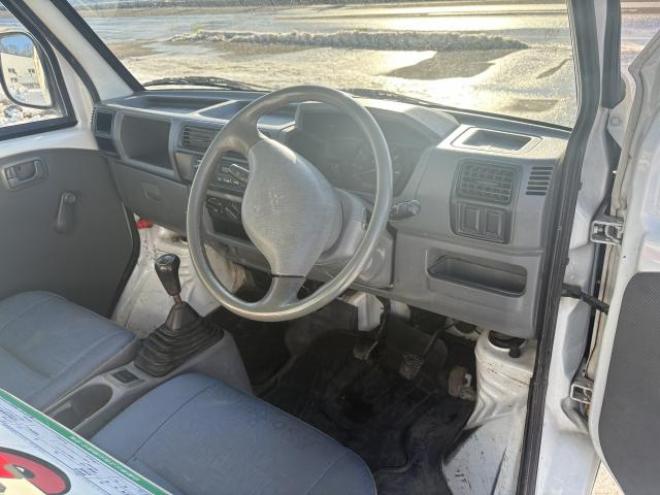 ミニキャブ車検9年4月13日迄！5.6万キロ！4WD! 4WD 660 2Dr