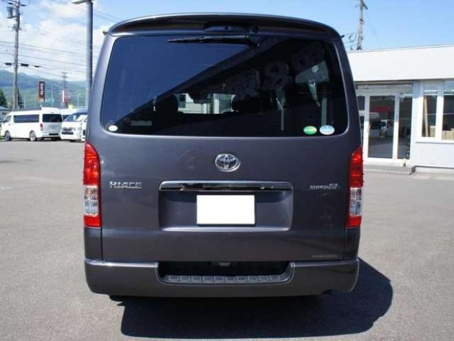 ハイエースバン2.8 スーパーGL ダークプライムII ロングボディ ディーゼルターボ 4WD　415COBRA　クリーンルック3 Fスポイラー&BY2Neoボンネット&ステージ2ルーフスポイラー&バッドラッカー17インチAW&フラットベッドキット　ヨコハマPARADA215/60R17　両側パワースライドドア　デジタルインナー 2800