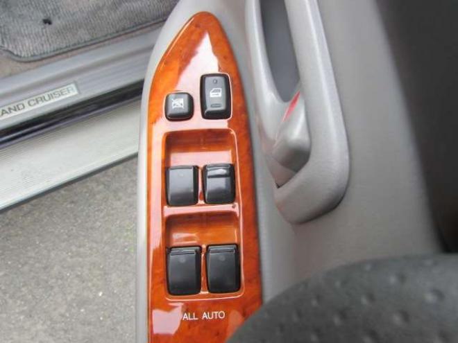 ランドクルーザー100 4.2 VXリミテッド Gセレクション ツーリングエディション ディーゼルターボ 4WD　クルーズコントロール/シートヒーター/パワーシート/ETC/社外ナビ/フルセグTV/バックカメラ/ヒッチメンバー/GANADORマフラー 4200