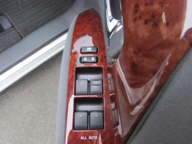 エスティマ2.4 アエラス 4WD　両側パワースライドドア/コーナーセンサー/キセノンヘッドライト/LEDフォグ/クルーズコントロール/ETC/ 2400