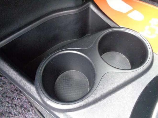 アクア1.5 S　スマートキー　純正ナビ　バックカメラ 2WD 1500