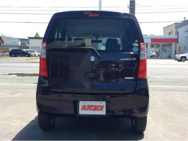 ワゴンRFX 4WD　キーレス　オートエアコン　シートヒーター　ミラーヒーター　アイドリングストップ　助手席シートアンダーボックス　電動格納ミラー　ETC　純正オーディオプレーヤー　CD　FM/AM　AUX 660