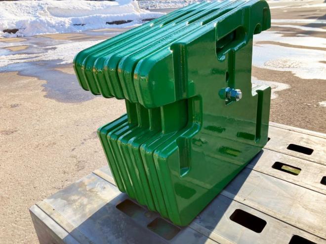 農機補助部品ジョンディア　中古　トラクターウェイト　50kg×6枚　2枚柄違い　農機具
