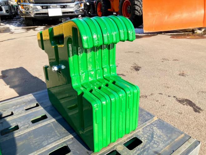 農機補助部品ジョンディア　中古　トラクターウェイト　50kg×6枚　2枚柄違い　農機具