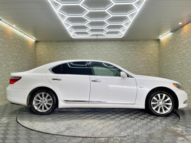 レクサス600hバージョンU Iパッケージ 4WD 5年保証 サンルーフ ナビ Bカメラ ETC 寒冷地仕様 禁煙 修復歴無