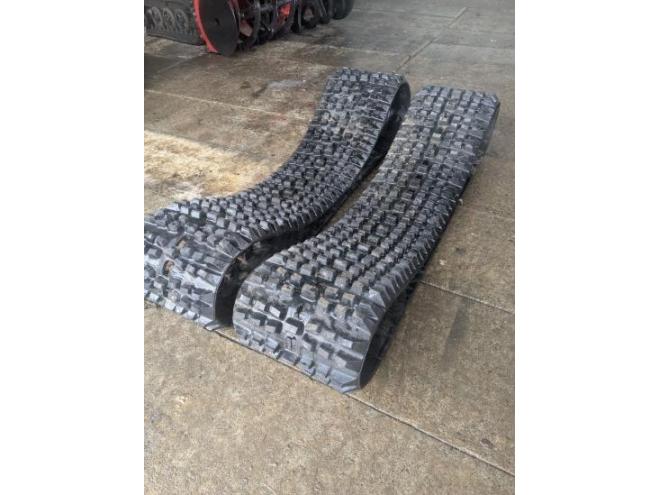 除雪機　パーツ　クローラ中古　300ｘ40ｘ72　