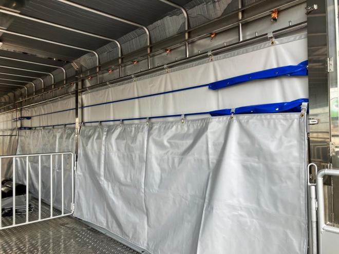 レンジャープロ未使用　ワイド増t　家畜運搬車　中型トラック　nlt