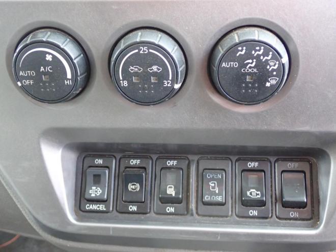 クオン増トントラック　5段クレーン＆ラジコン　苫小牧ヤード