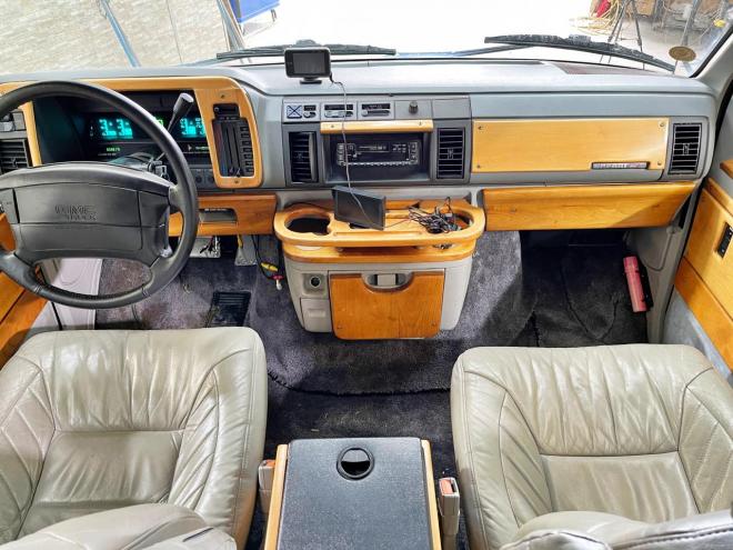 GMCサファリ4WD 5年保証 寒冷地仕様 禁煙 車検整備2年付 修復歴無