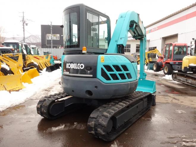 バックホーコベルコ　SK50UR-5　バケット容量0.20m3