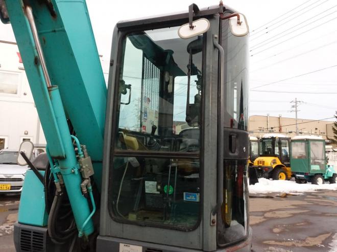 バックホーコベルコ　SK50UR-5　バケット容量0.20m3