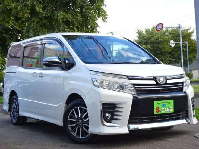 ヴォクシー2.0 ZS 煌 4WD　本州車　保証1年/走行距離無制限　4WD　両側パワースライドドア　トヨタセーフティセンス　カロッツェリア8型ワイドナビ　地デジ　バックカメラ　フリップダウンモニター　Bluetooth接続　アイドリングストップ 2000