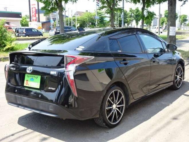 プリウス1.8 A プレミアム E-Four 4WD　本州車 ハイブリットシステム2年保証/走行距離無制限　 4WD　TRDエアロ　ブラインドスポットモニター　純正ナビ　地デジ　バックカメラ　18インチアルミ　本革シート　ヘッドアップディスプレイ　AC100V 1800