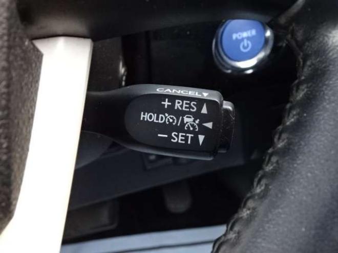 プリウス1.8 A プレミアム E-Four 4WD　本州車 ハイブリットシステム2年保証/走行距離無制限　 4WD　TRDエアロ　ブラインドスポットモニター　純正ナビ　地デジ　バックカメラ　18インチアルミ　本革シート　ヘッドアップディスプレイ　AC100V 1800