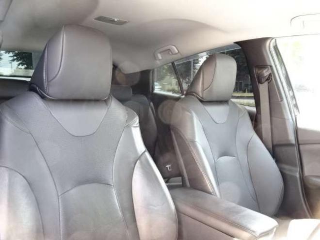 プリウス1.8 A プレミアム E-Four 4WD　本州車 ハイブリットシステム2年保証/走行距離無制限　 4WD　TRDエアロ　ブラインドスポットモニター　純正ナビ　地デジ　バックカメラ　18インチアルミ　本革シート　ヘッドアップディスプレイ　AC100V 1800