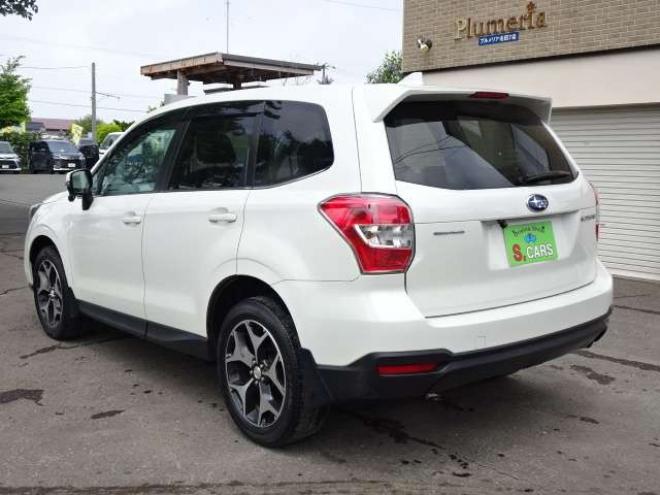 フォレスター2.0 S リミテッド 4WD　アイサイト　本州車　保証1年/走行距離無制　4WD ナビ　地デジ　Bluetooth接続　バックカメラ　ハーフレザーパワーシート　シートヒーター　純正18インチアルミ　クルーズコントロール　USBコンセント　ETC 2000