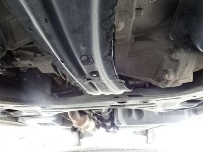 ノア2.0 Si 4WD　本州車　保証1年 4WD　両側パワースライドドア　社外ナビ　地デジ　スマートキー　プッシュスタート　LEDヘッドライト　社外18インチアルミ　　アイドリングストップ　ビルトインETC 2000