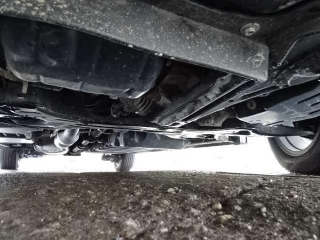 ノア2.0 Si 4WD　本州車　保証1年/走行距離無制限　4WD　後期　セーフティセンス　両側パワースライドドア　純正9インチワイドナビ　　地デジ　バックカメラ　ALPINE12インチフリップダウンモニター　LEDヘッドライト 2000