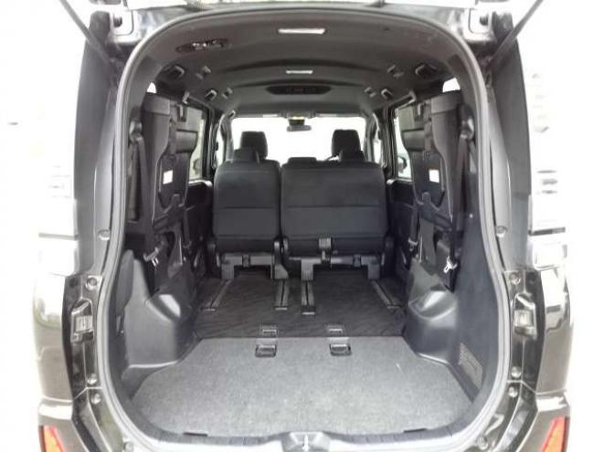 ヴォクシー2.0 ZS 4WD　後期　本州車　保証1年/走行距離無制限　4WD　8人乗　両側パワースライドドア　地デジ　バックカメラ　LEDヘッドライト　16AW　ビルトインETC 2000