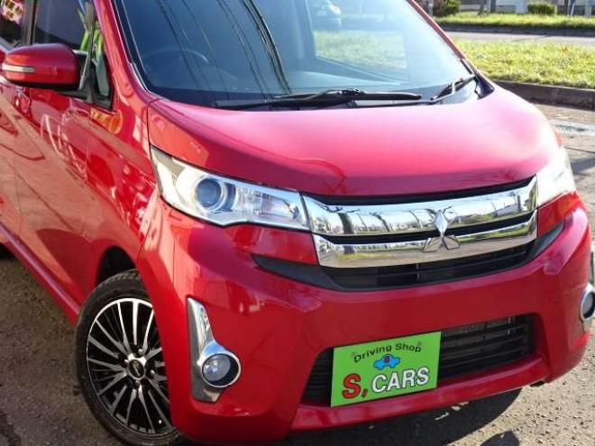 eKカスタムT セーフティパッケージ 4WD　保証1年/走行距離無制限　4WD　衝突軽減ブレーキシステム　純正ナビ　地デジ　バックカメラ　社外エンジンスターター　シートヒーター　社外15インチアルミ　純正HID　ウインカーミラー　横滑り防止　寒冷地仕様 660